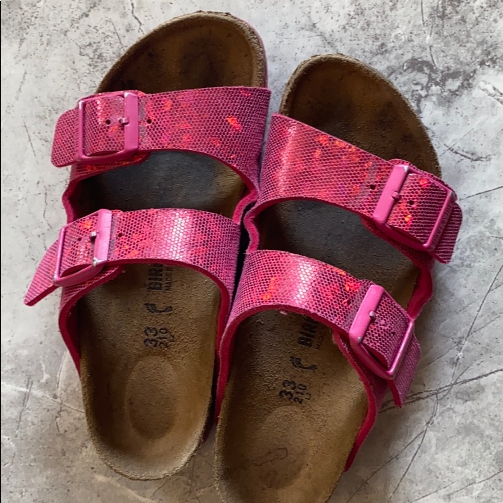 Sparkly pink kids Birkenstock’s, sz 33